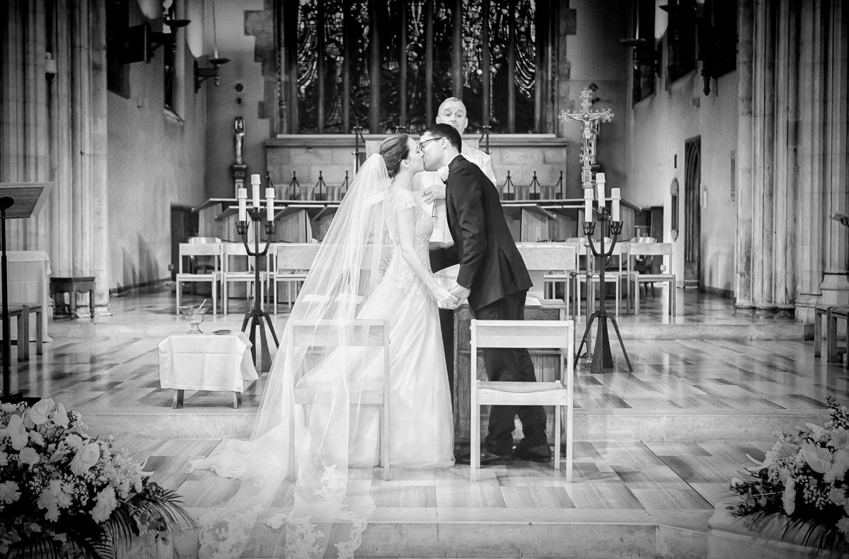 First kiss St George's Cathedral London wedding ceremony